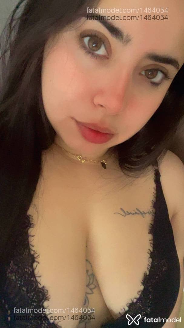 Acompanhante mulher com cabelo castanho de olhos castanhos - Nicolly