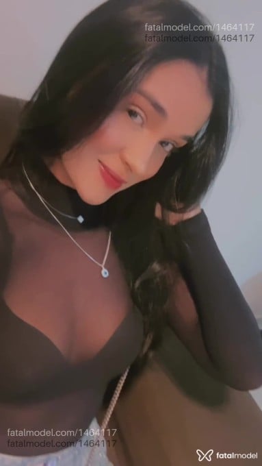 Acompanhante mulher morena (o) de olhos castanhos - Luiza