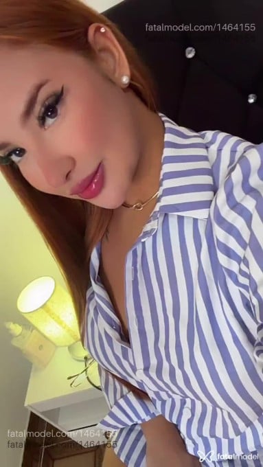 Acompanhante mulher com cabelo castanho de olhos castanhos - Angel Victoria