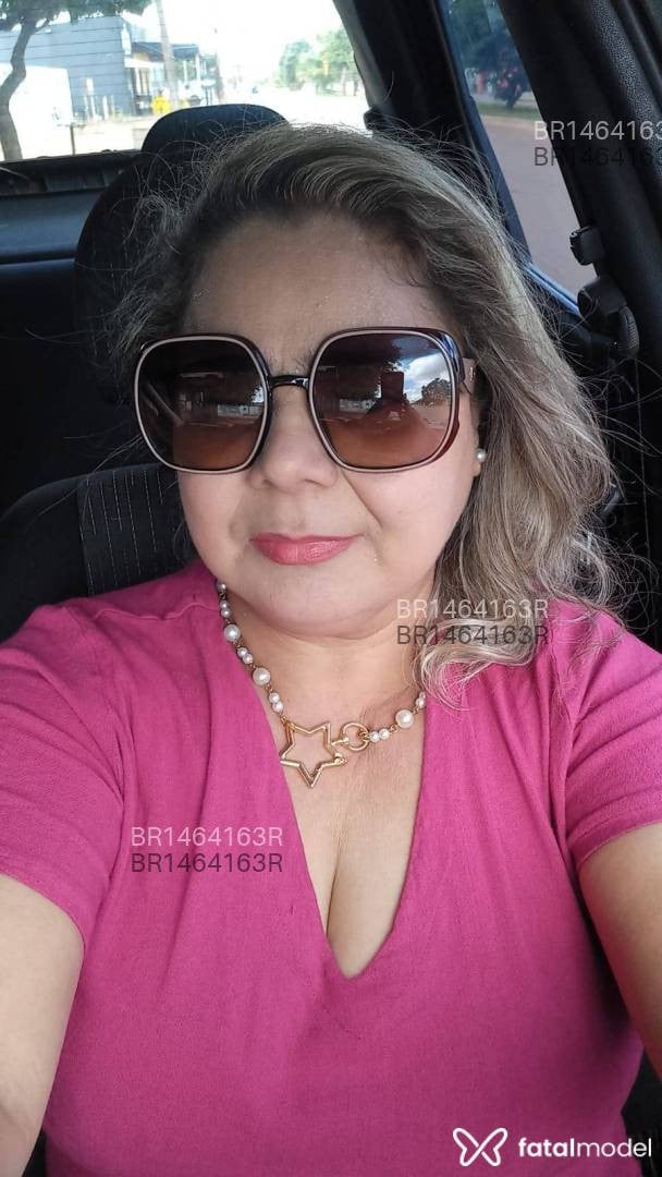 Acompanhante mulher com cabelo castanho de olhos castanhos em Sinop - Larissa Nunes