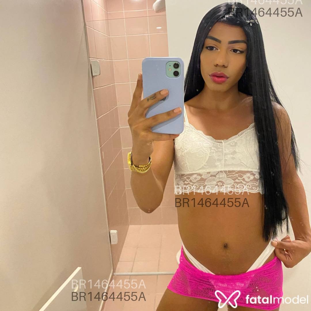 Acompanhante mulher trans morena (o) de olhos castanhos em Nova Friburgo - Júliee