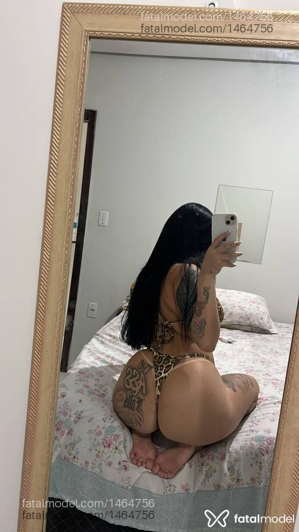 Acompanhante mulher com cabelo castanho de olhos verdes em Montes Claros - Ana Júlia