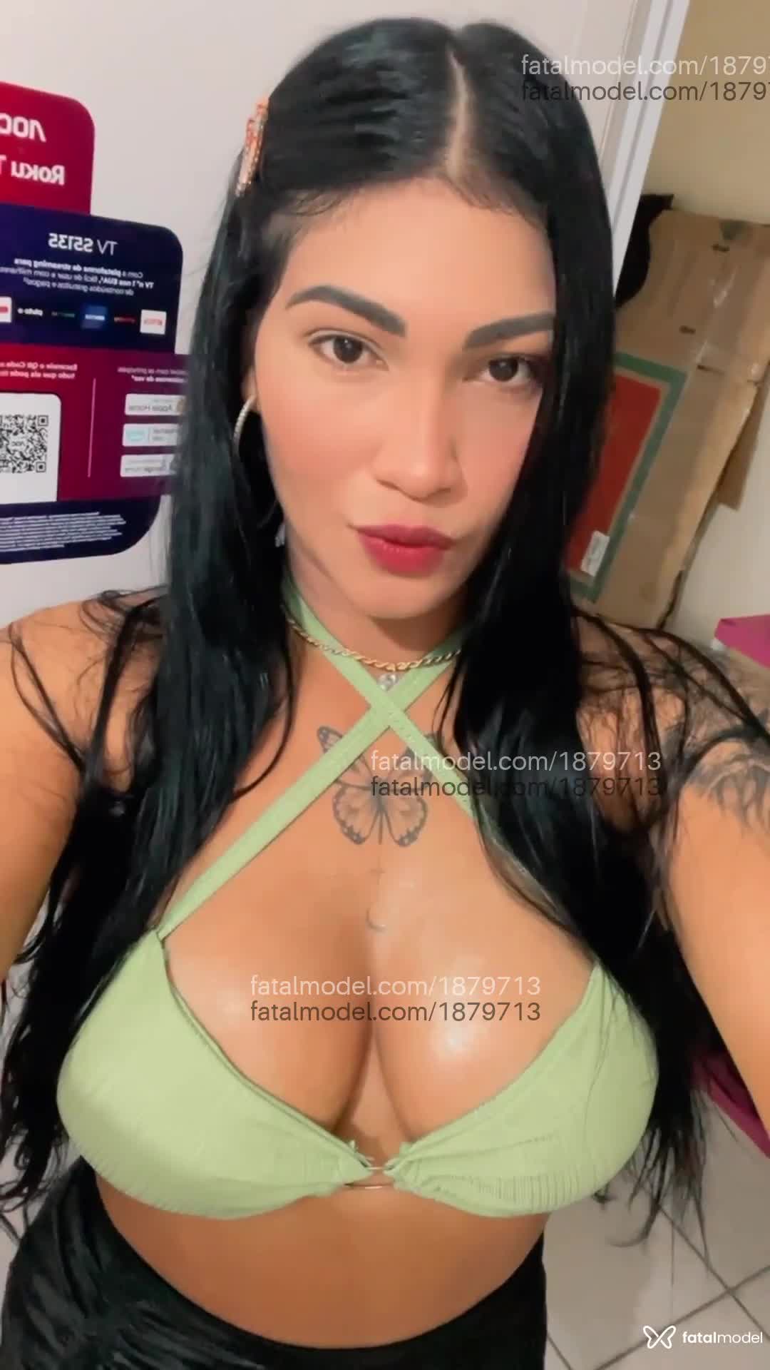 Acompanhante mulher morena (o) de olhos pretos em Rio de Janeiro - Mia