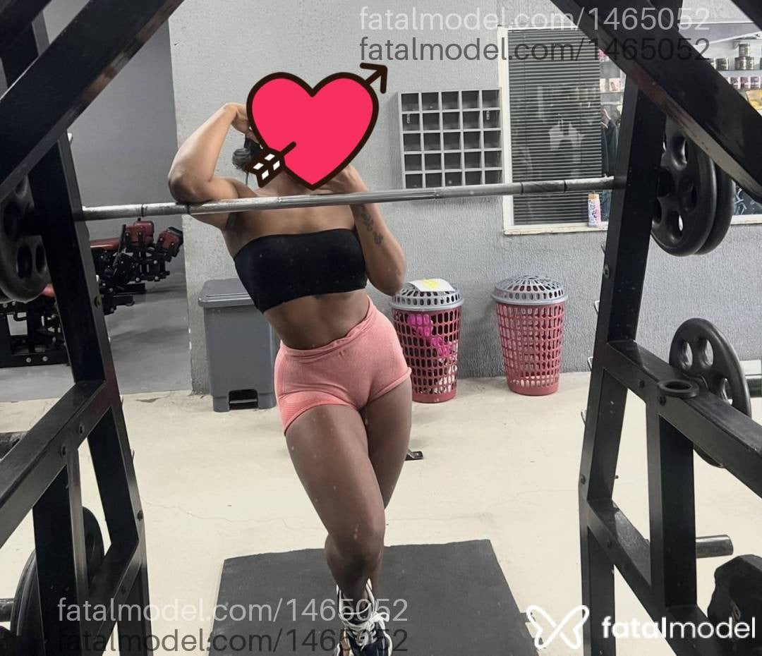 Acompanhante mulher morena (o) de olhos castanhos - Carla Tavares