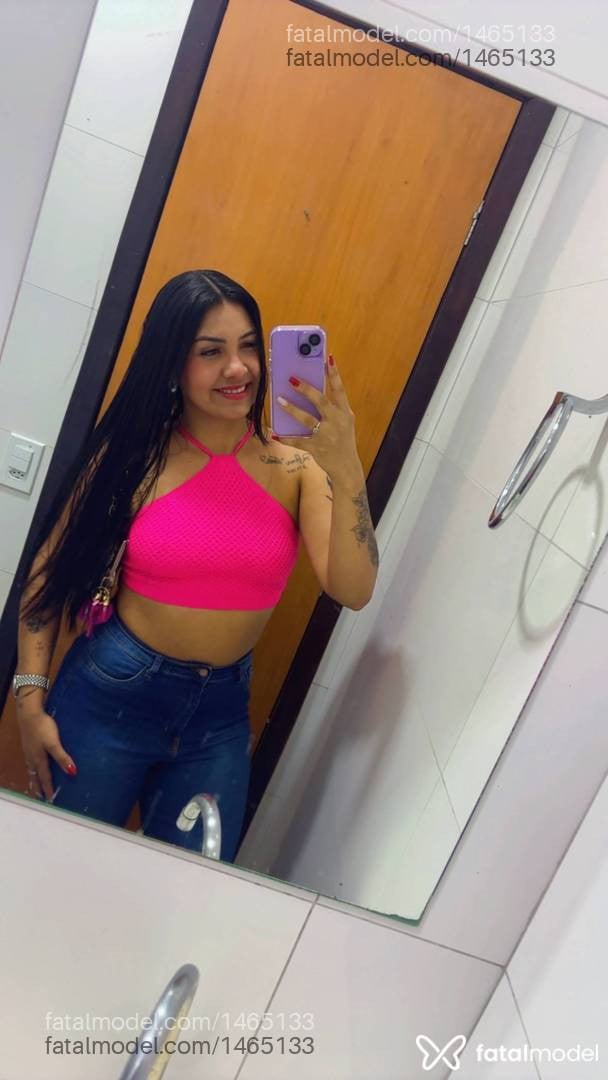 Acompanhante mulher morena (o) de olhos castanhos - Stefanny Sampaio