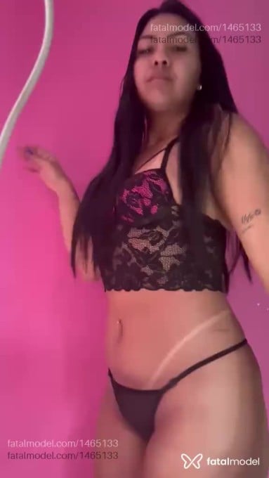 Acompanhante mulher morena (o) de olhos castanhos - Stefanny Sampaio