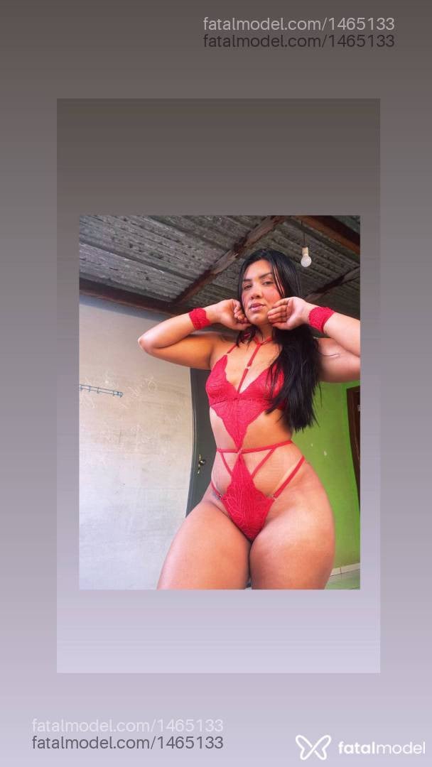 Acompanhante mulher morena (o) de olhos castanhos - Stefanny Sampaio