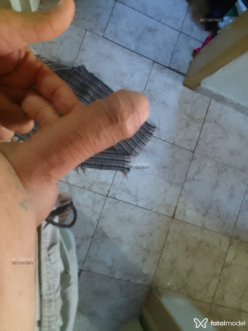Acompanhante homem loira (o) de olhos verdes em Mococa - Arcanjo