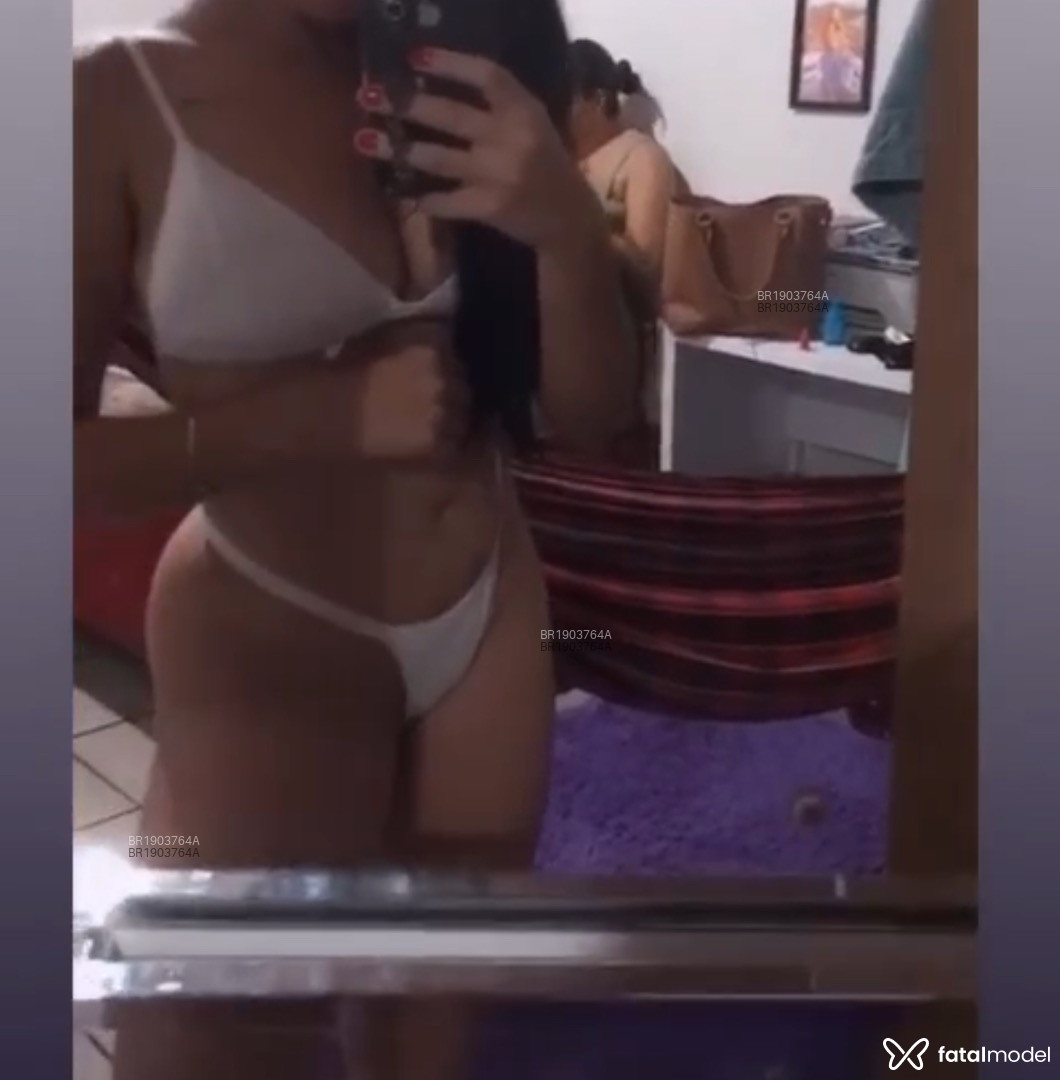Acompanhante mulher com cabelo castanho de olhos pretos em Guaraí - Luana Sousa