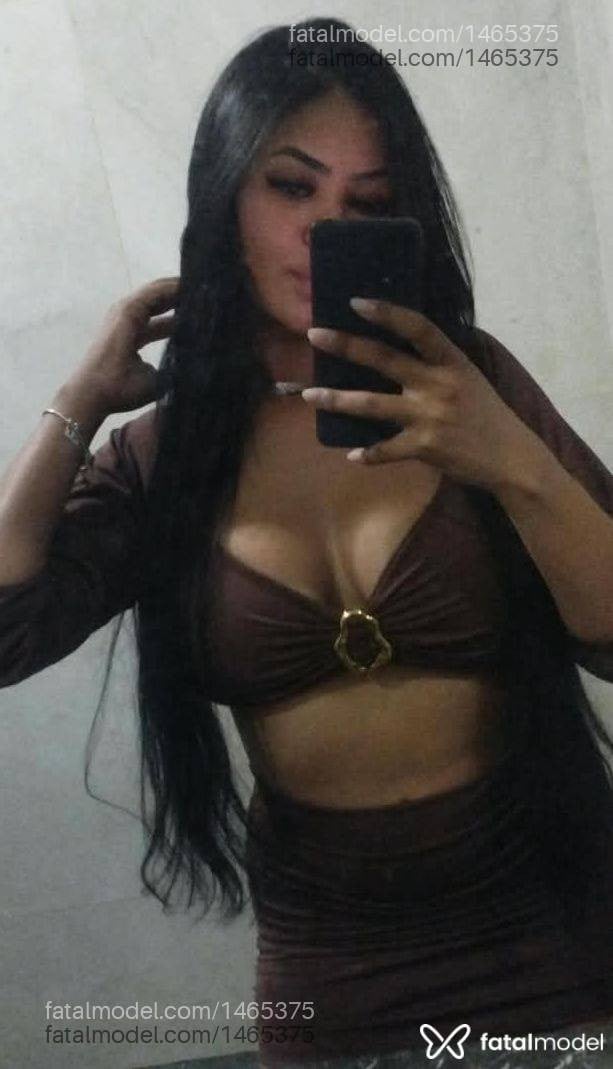 Acompanhante mulher morena (o) de olhos castanhos - Yasmim
