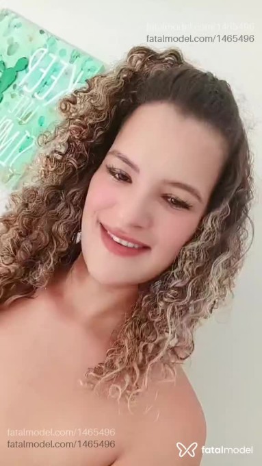 Acompanhante mulher com cabelo castanho de olhos castanhos - Barbara Medeiros Acompanhante mulher com cabelo castanho de olhos castanhos - Barbara Medeiros