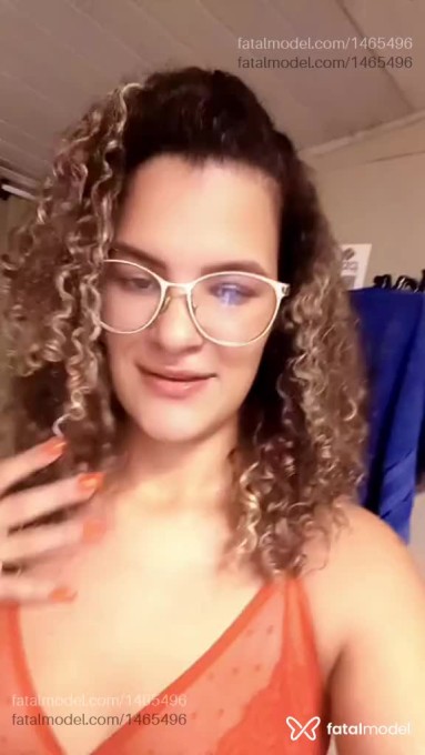 Acompanhante mulher com cabelo castanho de olhos castanhos - Barbara Medeiros Acompanhante mulher com cabelo castanho de olhos castanhos - Barbara Medeiros