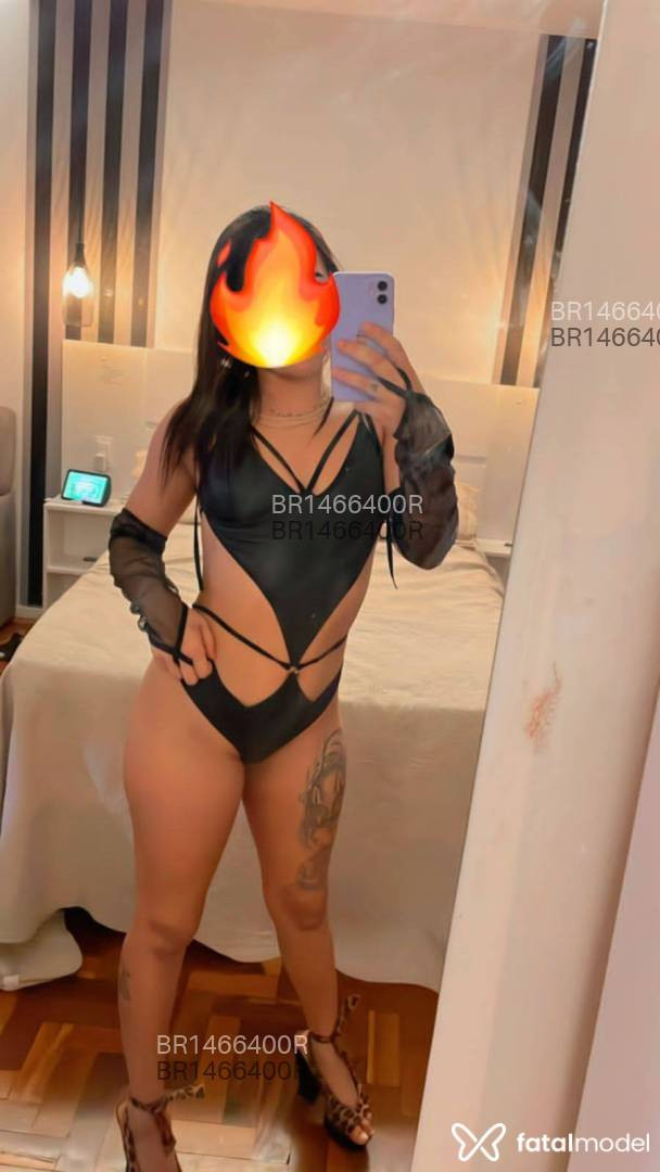 Acompanhante mulher morena (o) de olhos castanhos em Londrina - Crisytal