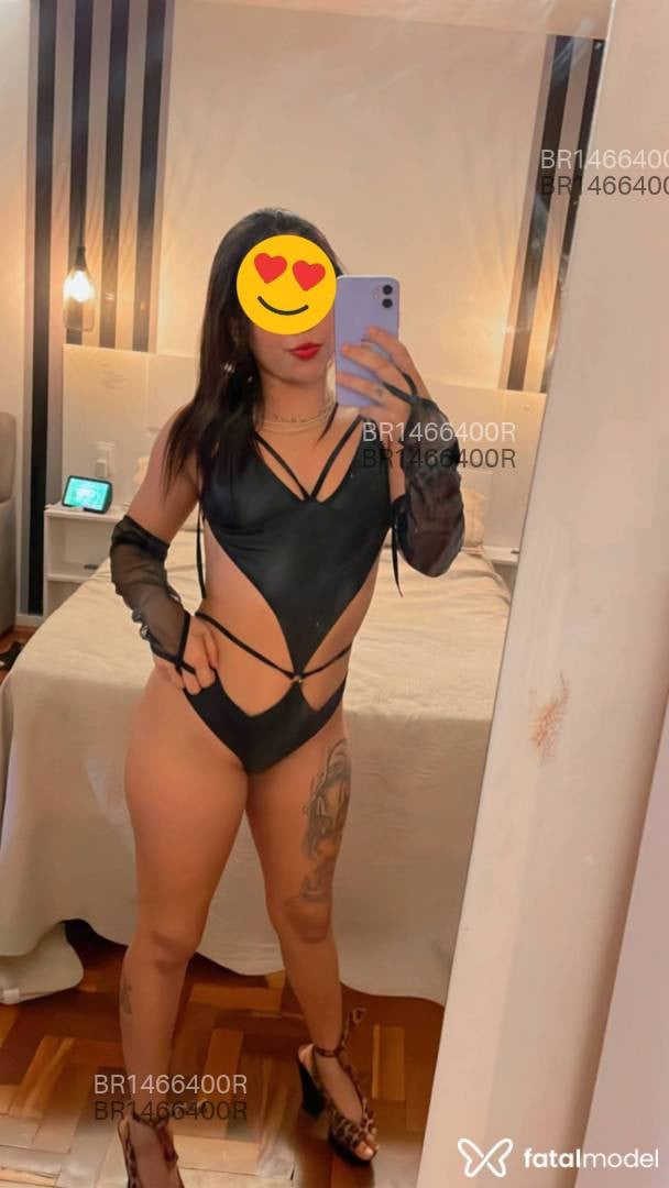 Acompanhante mulher morena (o) de olhos castanhos em Londrina - Crisytal