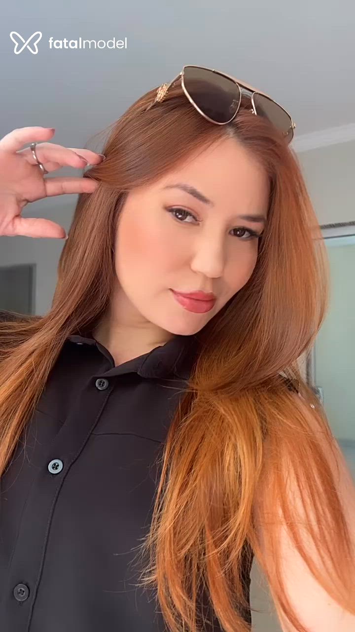 Acompanhante mulher ruiva (o) de olhos castanhos - ÉLEN BEZERRA Acompanhante mulher ruiva (o) de olhos castanhos - ÉLEN BEZERRA