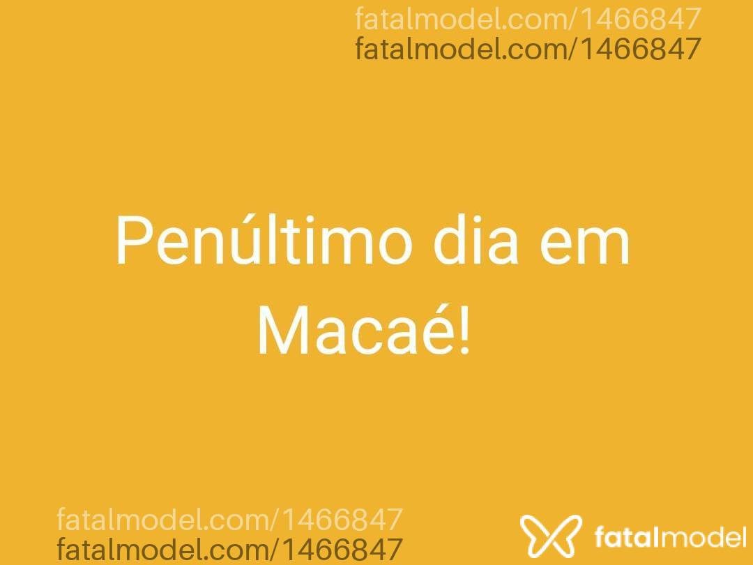 Acompanhante mulher com cabelo castanho de olhos castanhos em Macaé - Sury