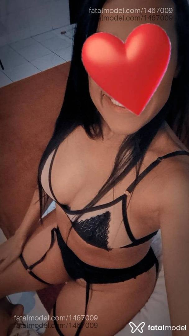 Acompanhante mulher morena (o) de olhos castanhos - Allana Santos