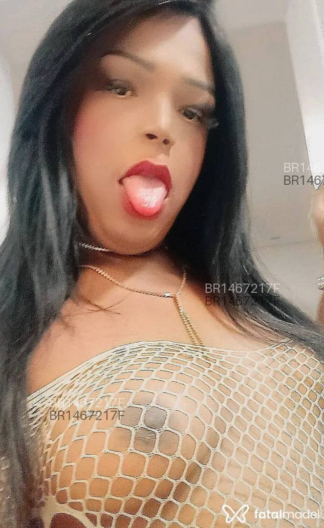 Acompanhante travesti morena (o) de olhos pretos em Blumenau Acompanhante travesti morena (o) de olhos pretos em Blumenau - Ana Júlia
