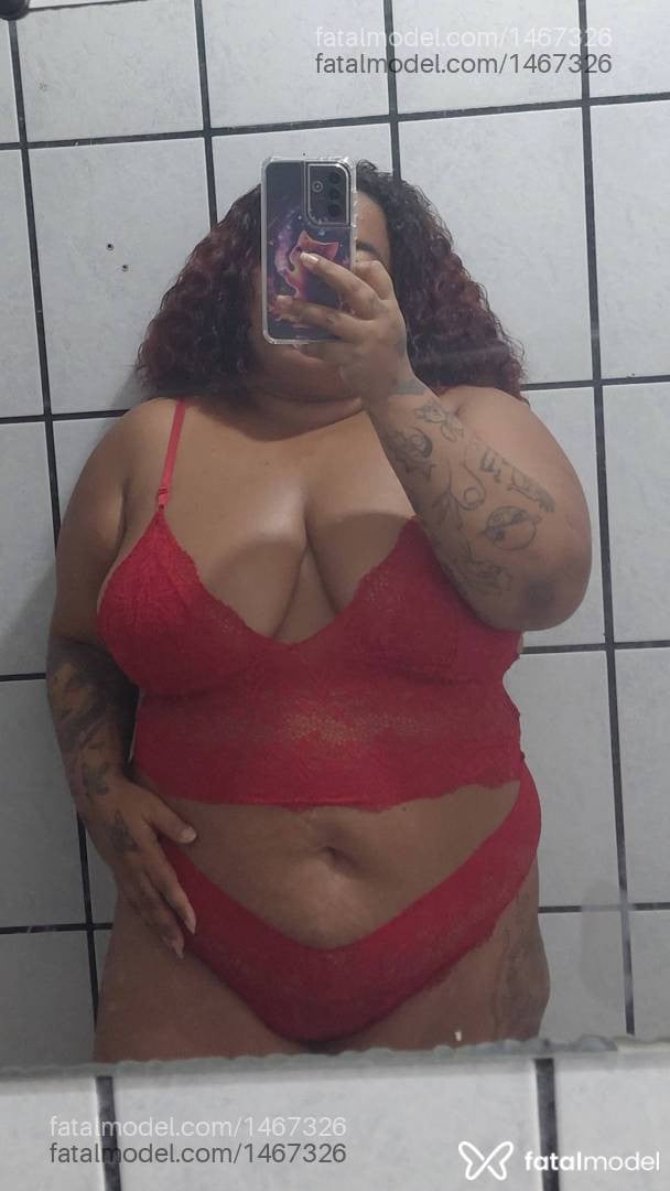 Acompanhante mulher com cabelo castanho de olhos castanhos em São Mateus - Pandora Reis