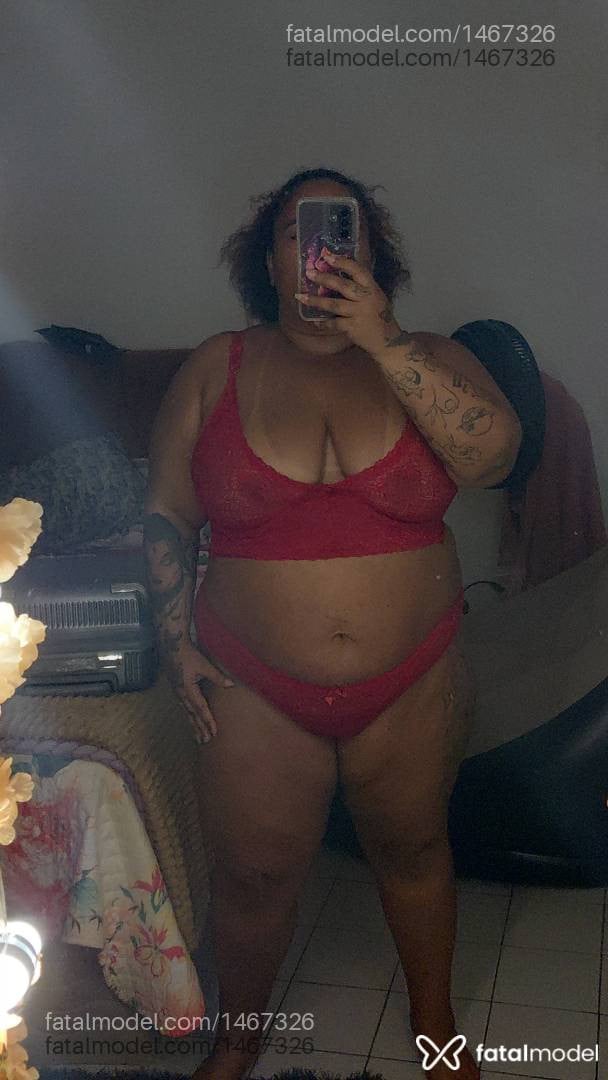 Acompanhante mulher com cabelo castanho de olhos castanhos em São Mateus - Pandora Reis
