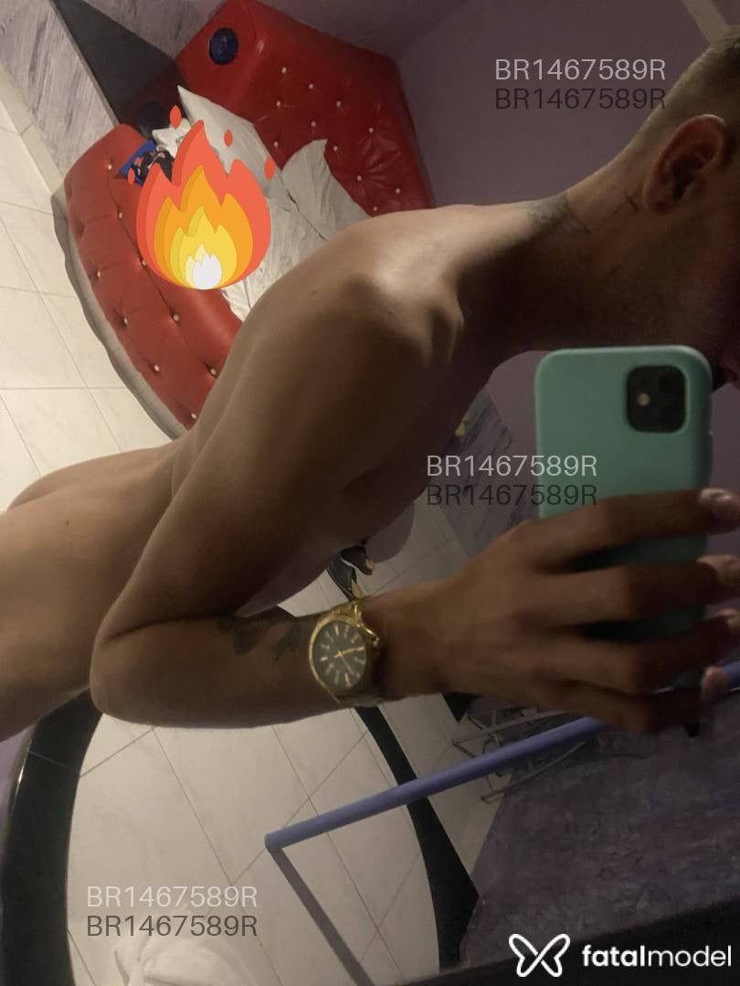 Acompanhante homem com cabelo castanho de olhos castanhos em Frutal Acompanhante homem com cabelo castanho de olhos castanhos em Frutal - Rodolfo silva