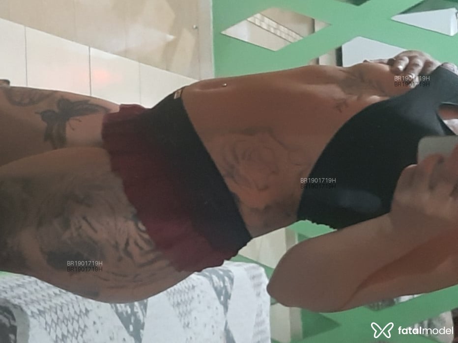 Acompanhante mulher morena (o) de olhos mel em Ribeirão Preto - Rebeca