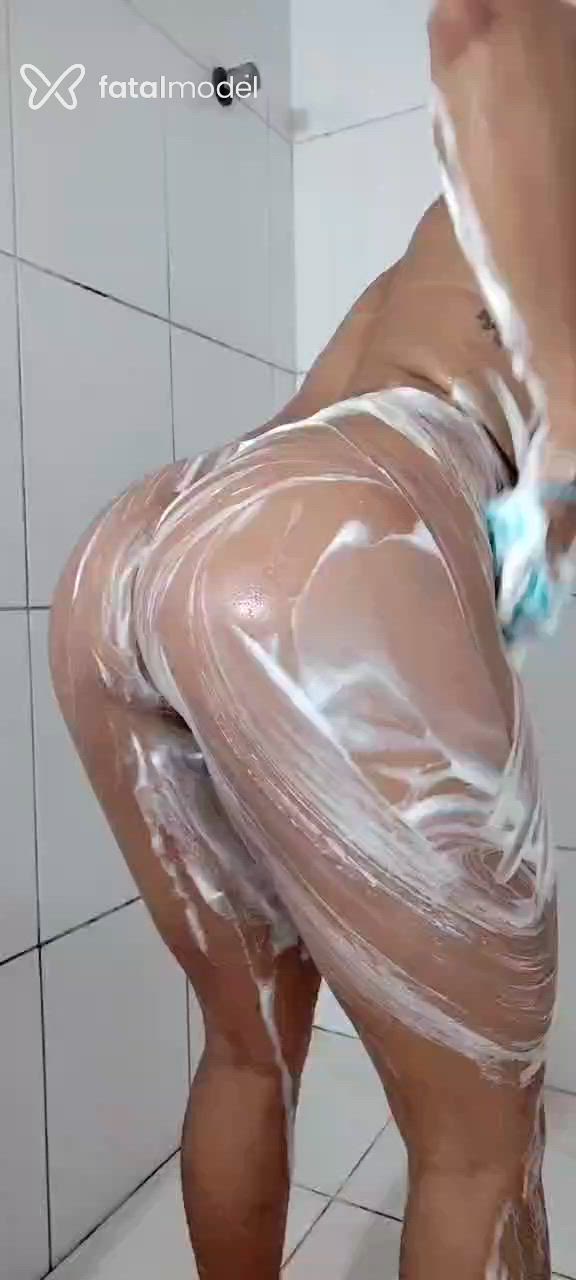 Acompanhante mulher morena (o) de olhos castanhos - DANE FERRARI