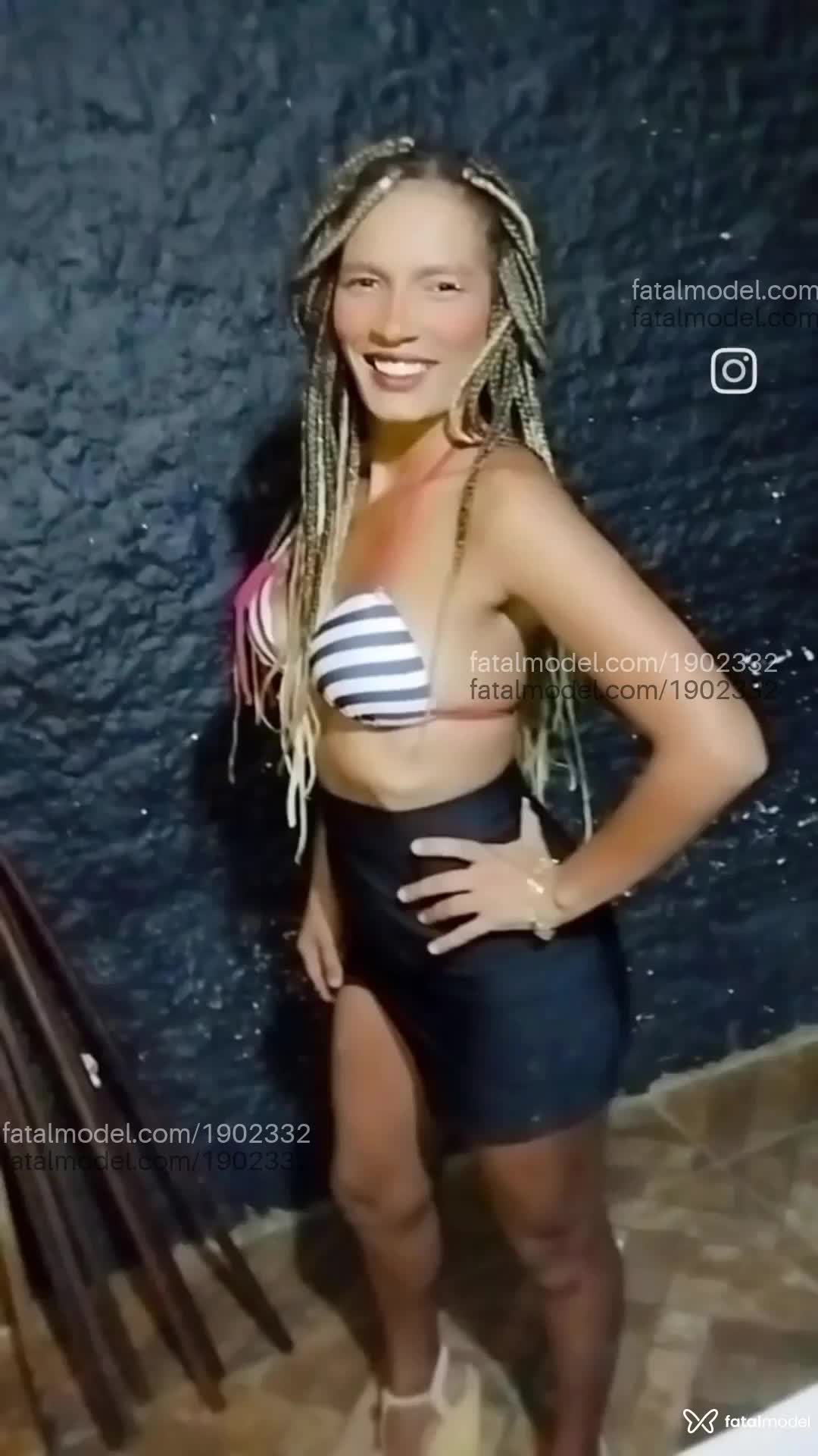 Acompanhante mulher morena (o) de olhos castanhos em Itajaí Acompanhante mulher morena (o) de olhos castanhos em Itajaí - Kishaun