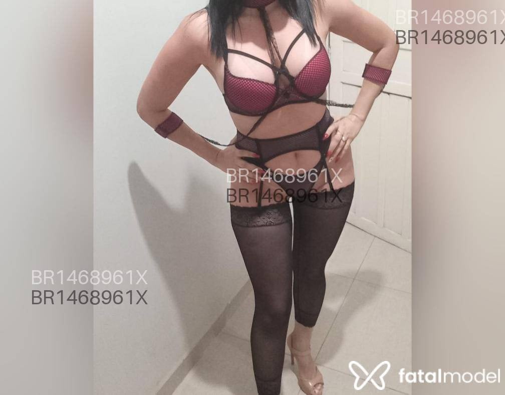Acompanhante mulher morena (o) de olhos castanhos - Erika Acompanhante mulher morena (o) de olhos castanhos - Erika