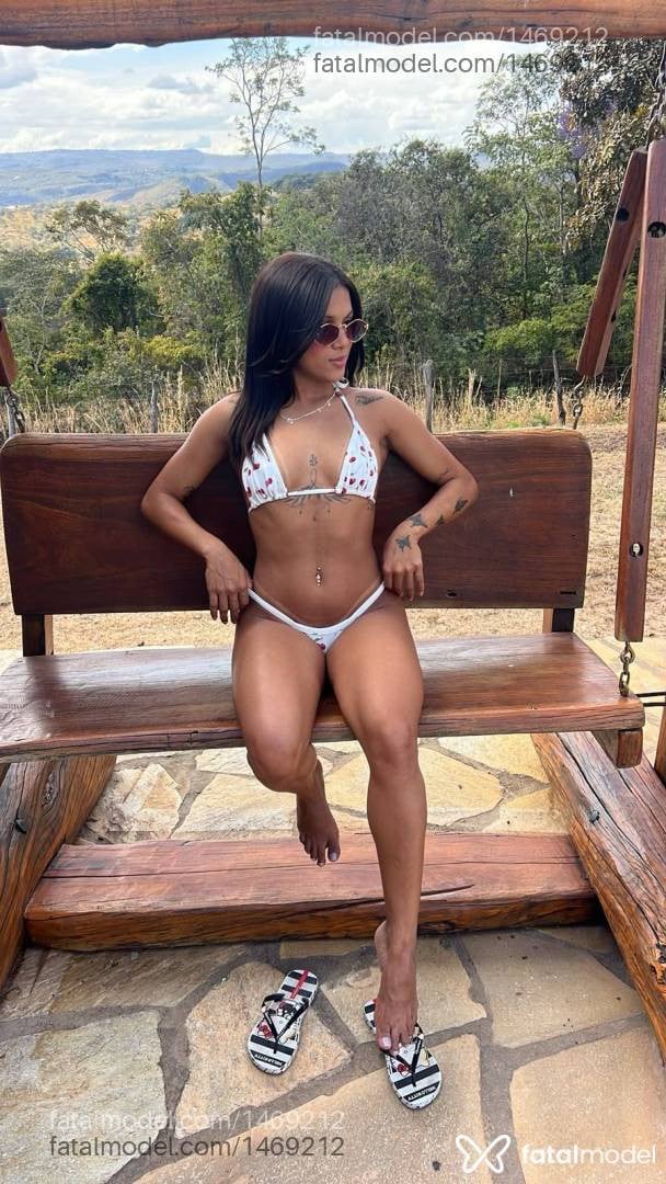 Acompanhante mulher morena (o) de olhos castanhos em Anápolis - Isabela Viera