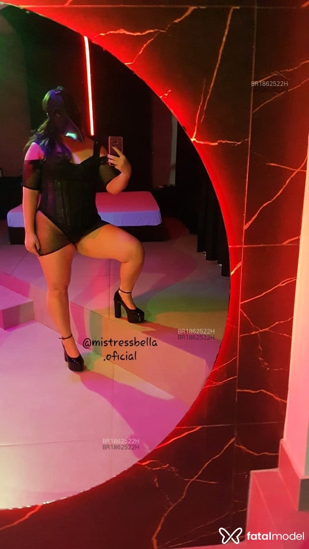 Acompanhante mulher com cabelo castanho de olhos castanhos em Rio de Janeiro - BELLA MISTRESS