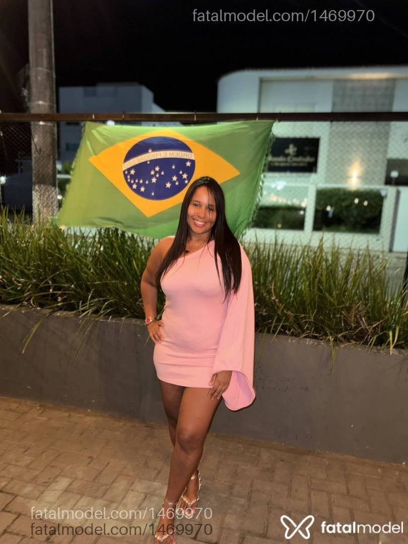 Acompanhante mulher morena (o) de olhos pretos em Aracruz - Alice