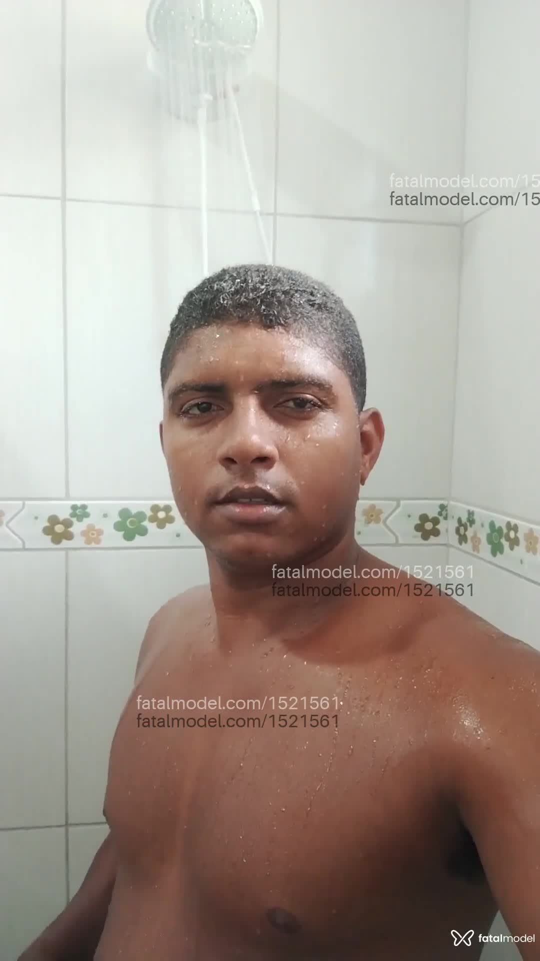 Acompanhante homem morena (o) de olhos castanhos em Virtual - Moreno baiano