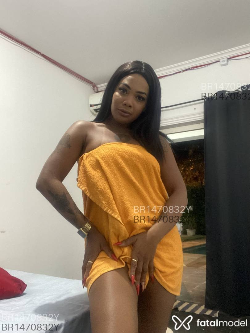 Acompanhante mulher morena (o) de olhos castanhos em Ribeirão Preto Acompanhante mulher morena (o) de olhos castanhos em Ribeirão Preto - Antonela