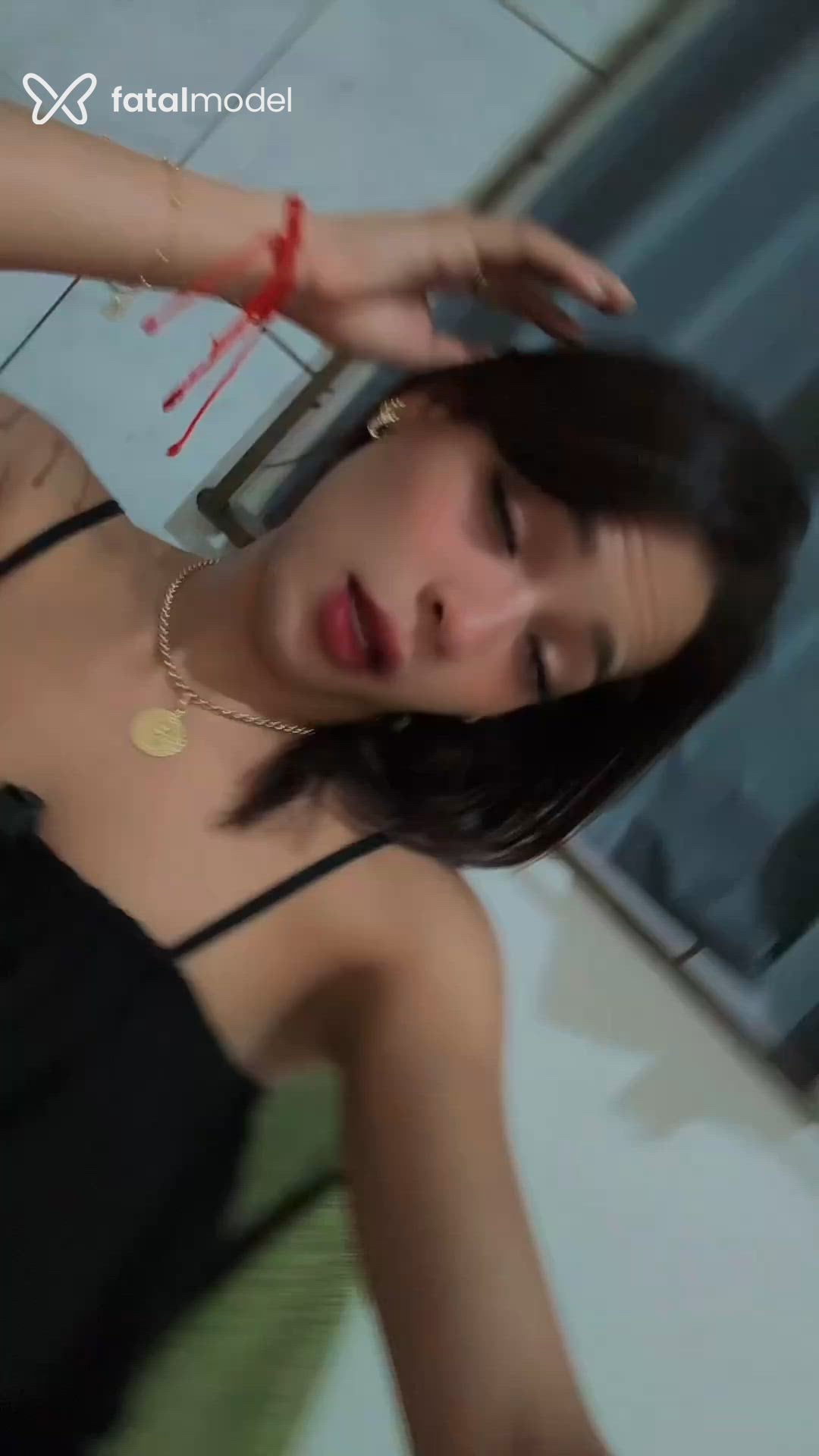 Acompanhante mulher trans morena (o) de olhos pretos - Aria Mena