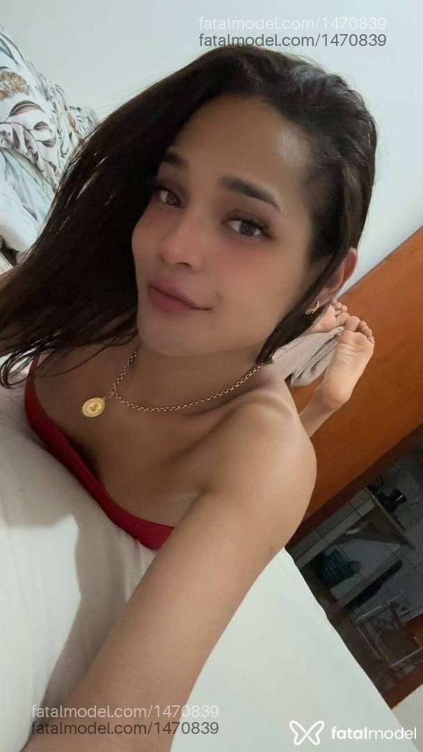 Acompanhante mulher trans morena (o) de olhos pretos em Cascavel - Aria Mena