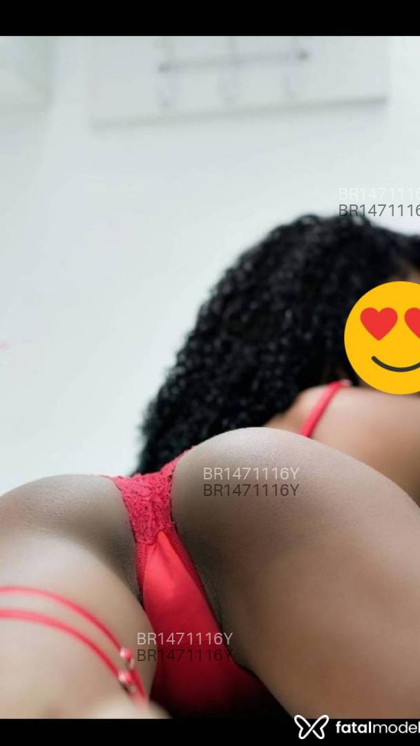 Acompanhante mulher morena (o) de olhos castanhos em Unaí Acompanhante mulher morena (o) de olhos castanhos em Unaí - Bruna Ferraz