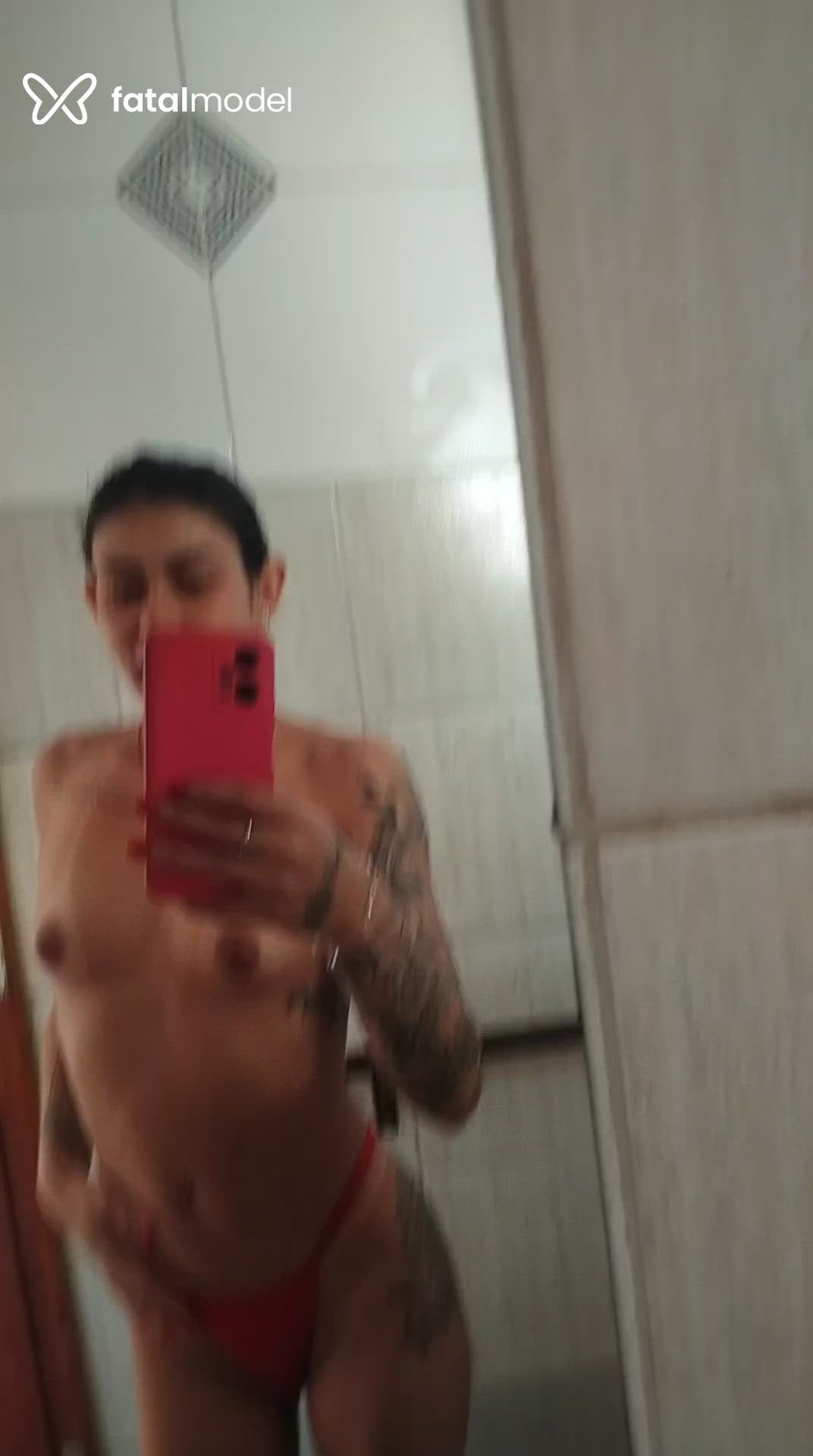 Acompanhante mulher loira (o) de olhos castanhos em Goiânia Acompanhante mulher loira (o) de olhos castanhos em Goiânia - Júlia