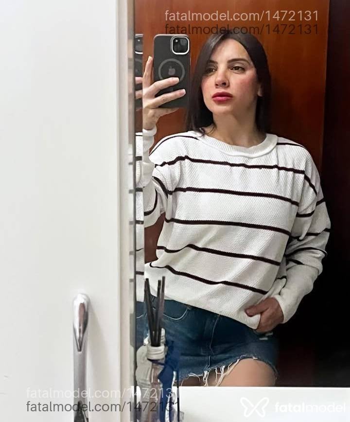 Acompanhante mulher com cabelo castanho de olhos castanhos em Limeira - Ane