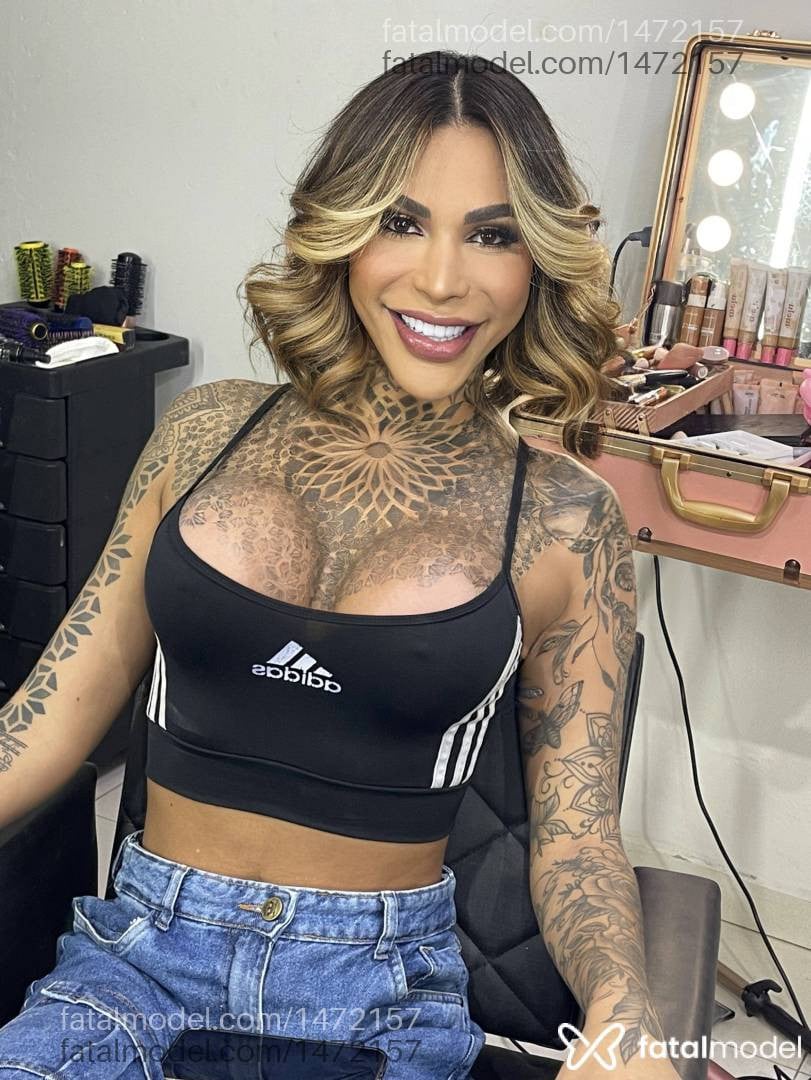 Acompanhante mulher trans morena (o) de olhos castanhos em Criciúma - Bianca Oliver