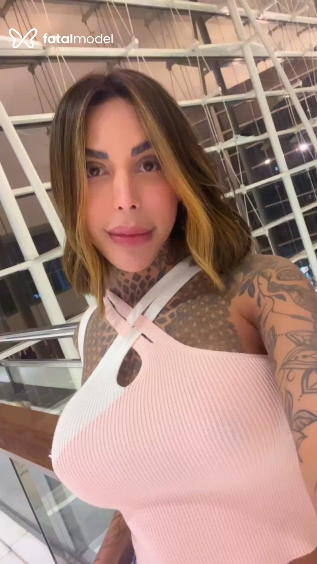 Acompanhante mulher trans morena (o) de olhos castanhos em Florianópolis Acompanhante mulher trans morena (o) de olhos castanhos em Florianópolis - Bianca Oliver