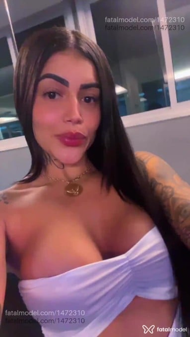 Acompanhante mulher com cabelo castanho de olhos castanhos em Rio das Ostras - Isabela santos