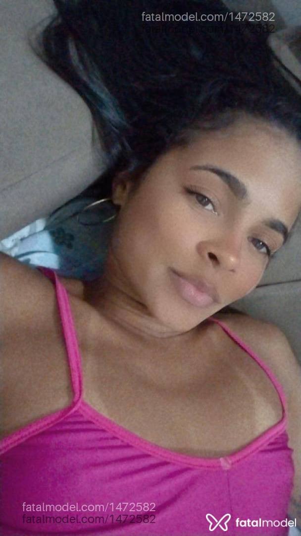 Acompanhante mulher morena (o) de olhos castanhos em Camaçari - Suelen