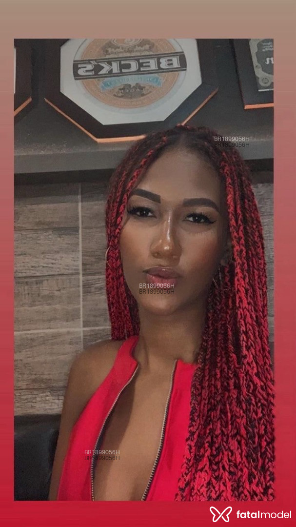 Acompanhante mulher morena (o) de olhos pretos - Yara santos Acompanhante mulher morena (o) de olhos pretos - Yara santos