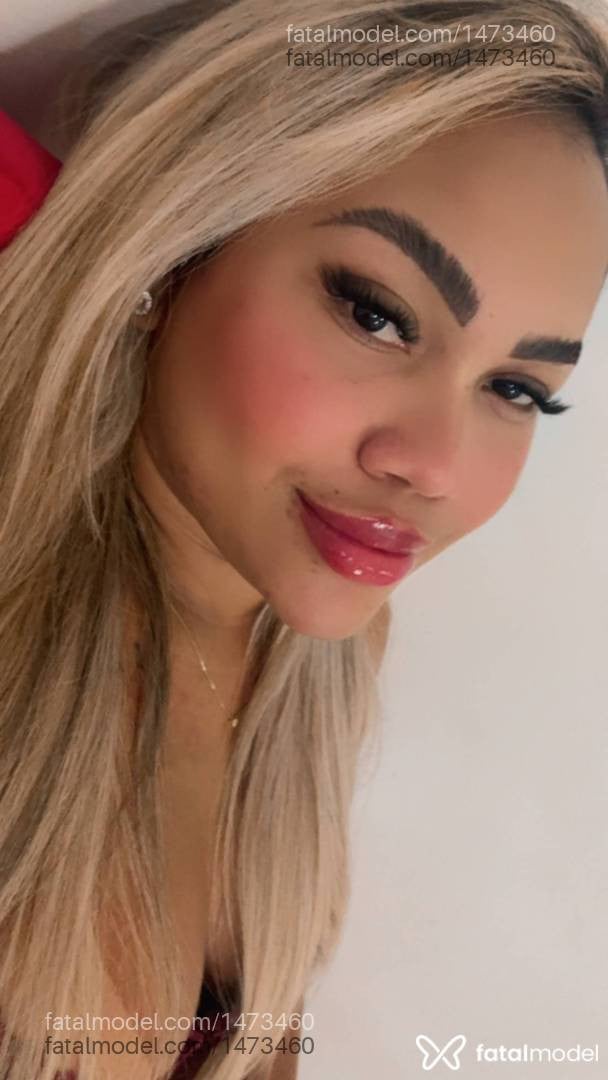 Acompanhante mulher loira (o) de olhos verdes - Bianca