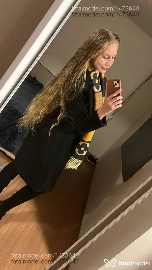 Acompanhante mulher loira (o) de olhos verdes em Gramado - Carla gomes