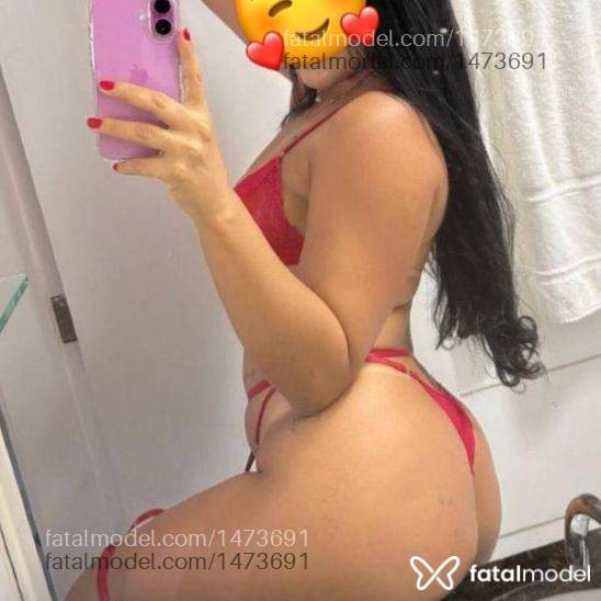 Acompanhante mulher morena (o) de olhos castanhos - Evelin Maia Acompanhante mulher morena (o) de olhos castanhos - Evelin Maia