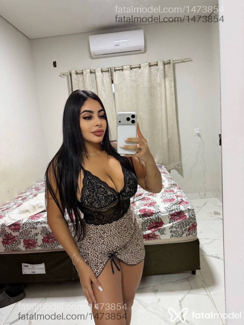 Acompanhante mulher morena (o) de olhos castanhos em Água Boa - Mariana Tavares