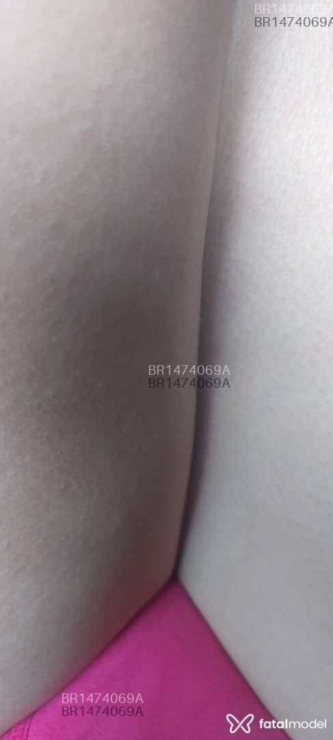 Acompanhante não-binário com cabelo castanho de olhos verdes em Botucatu - RUBI travesti