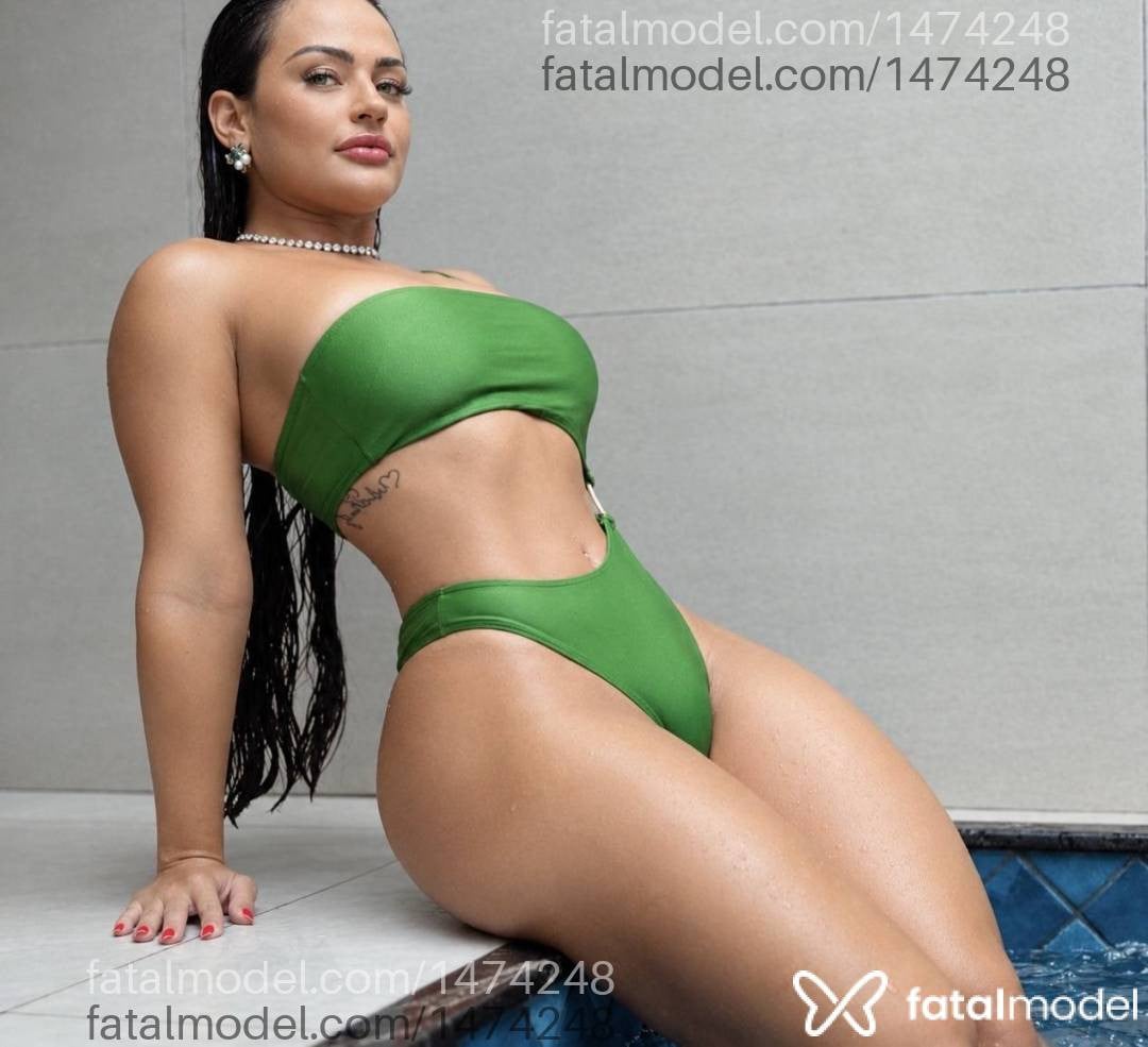 Acompanhante mulher morena (o) de olhos verdes - Jade Paulista